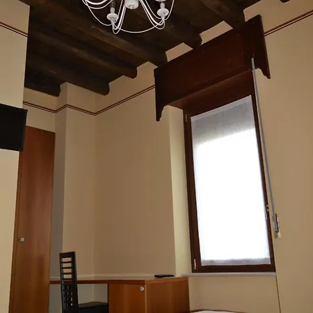 La Sosta Bed & Breakfast *