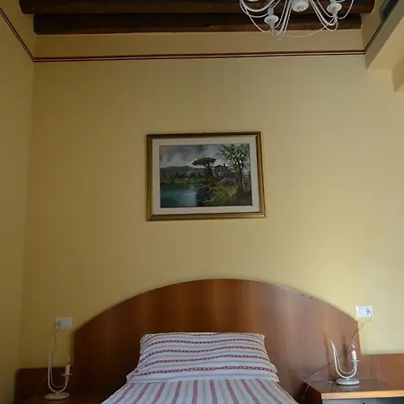 La Sosta Bed & Breakfast