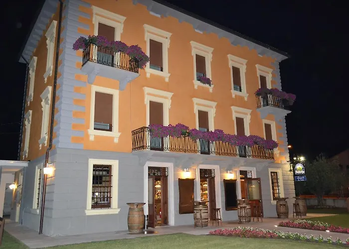 La Sosta Bed and Breakfast 4*